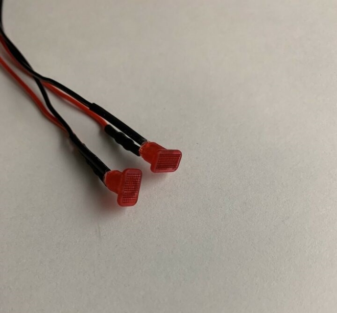 1 Paar Rot 8x5mm Begrenzungsgläser / Begrenzungsleuchte 1/14 für 3mm LED